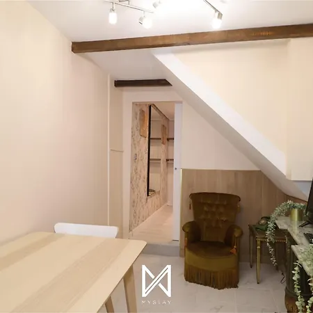 Apartment Mystay - Alfandega 16